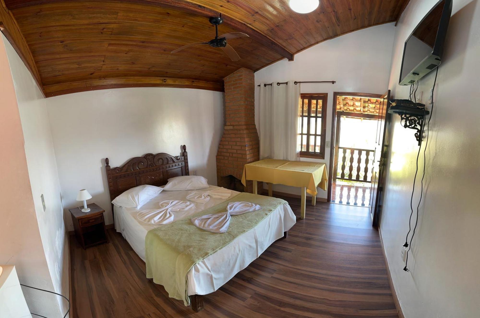 Hotel Alpha Ville Chales Conceicao da Ibitipoca Ngoại thất bức ảnh