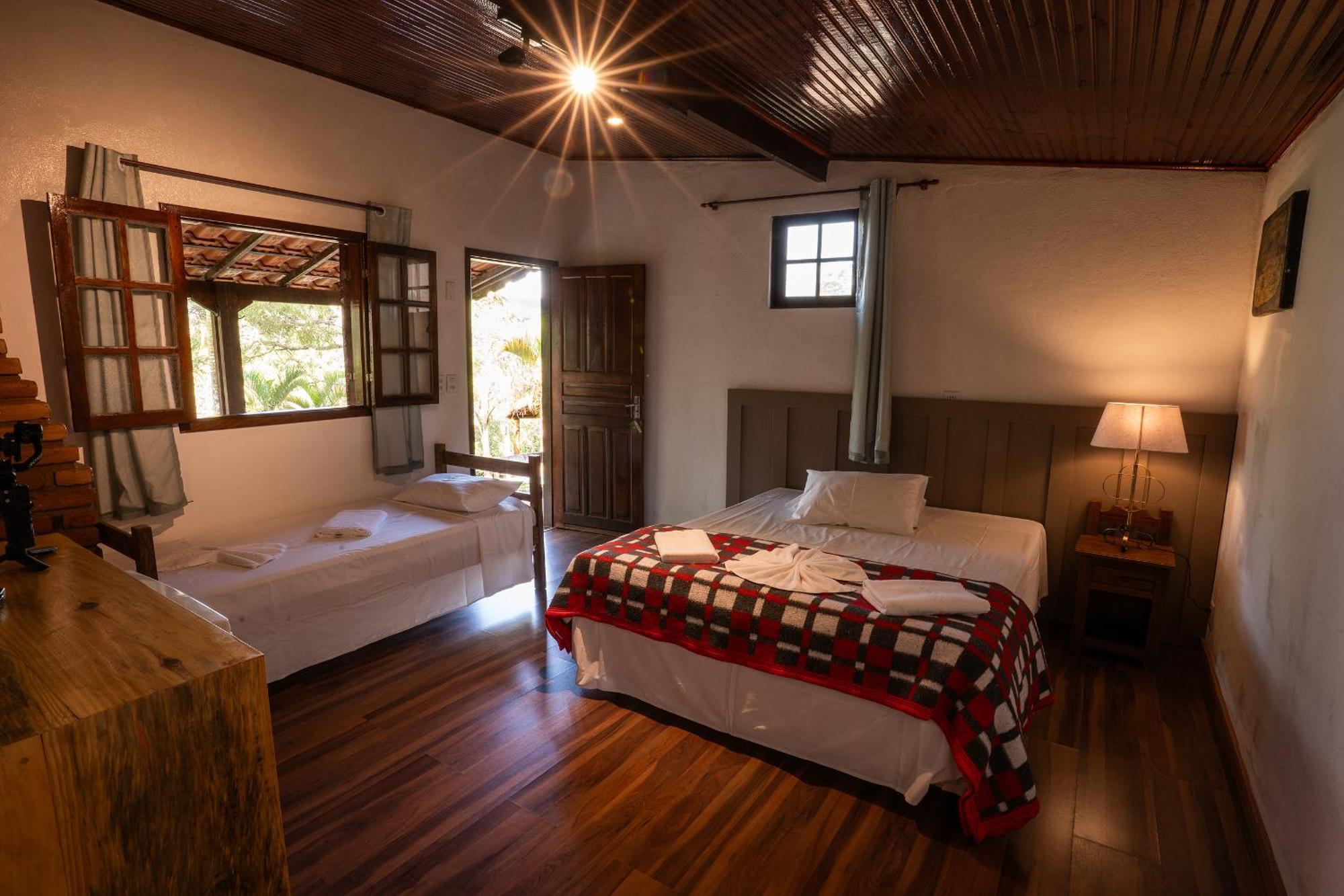 Hotel Alpha Ville Chales Conceicao da Ibitipoca Ngoại thất bức ảnh